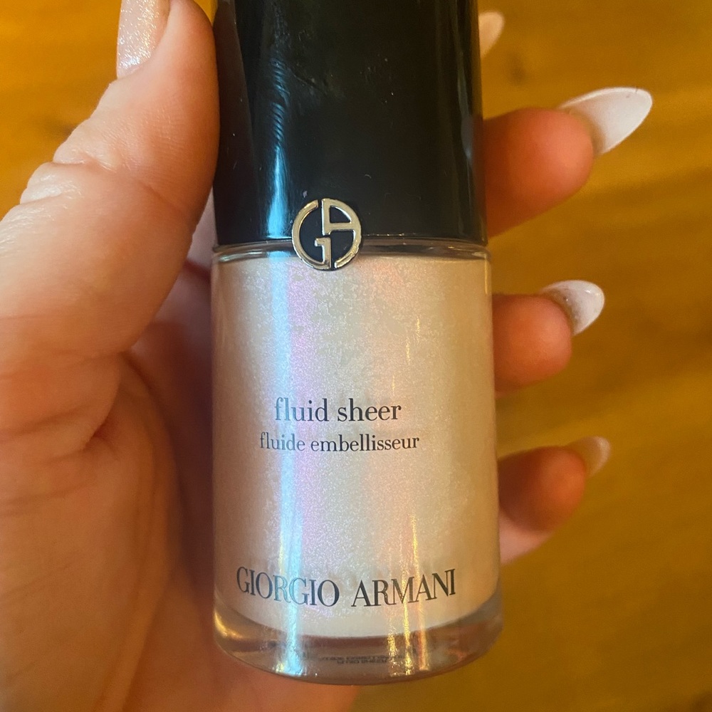 Giorgio Armani Fluid Sheer 7 Liquid Highlighter